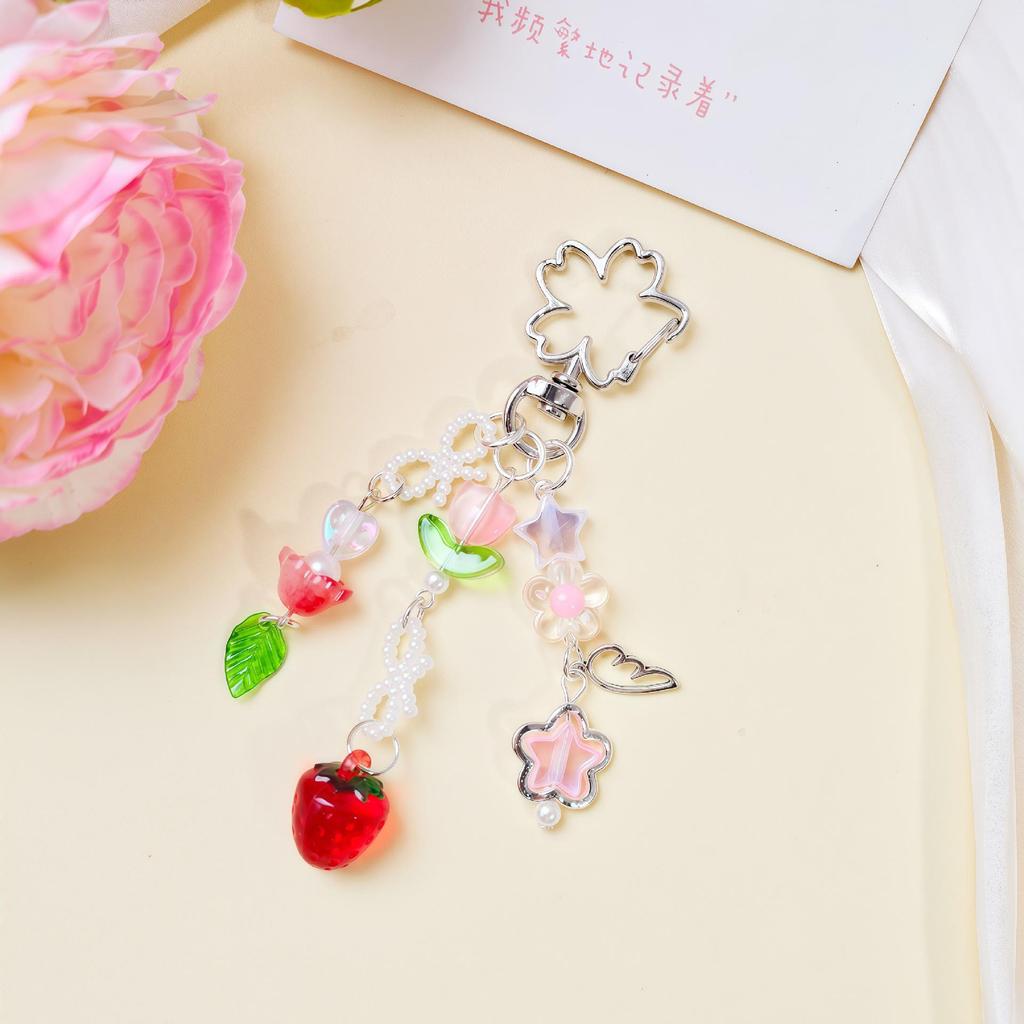 Heart-Shaped Strawberry Pendant Keychain with Tulip Pearl - Sweet Style Women's Jewelry