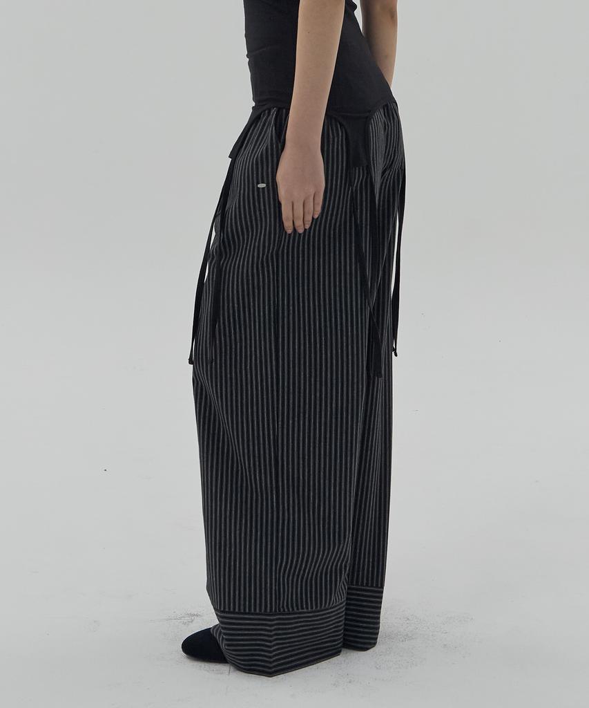 Dear Stalker Molly Stripe Wide Pants - Black