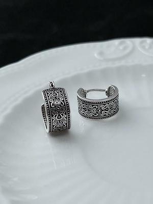 1pair Vintage Tang Grass Pattern Earrings, Classic Elegant All-Match High-End Ear Hoop Earrings Ear Jewelry For Women, Gift