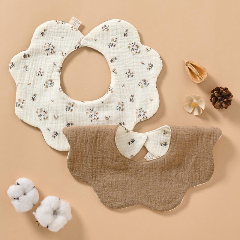 Double-Sided Waterproof Cotton Gauze Baby Bibs, Newborn Anti-Spit-Up Petal Design