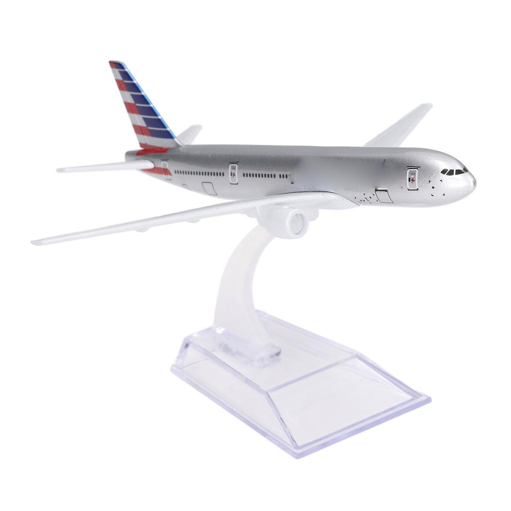 777 Model Airplane Toy Simulated Alloy Plane Flying Model Collection Exquisite Table Decoration for