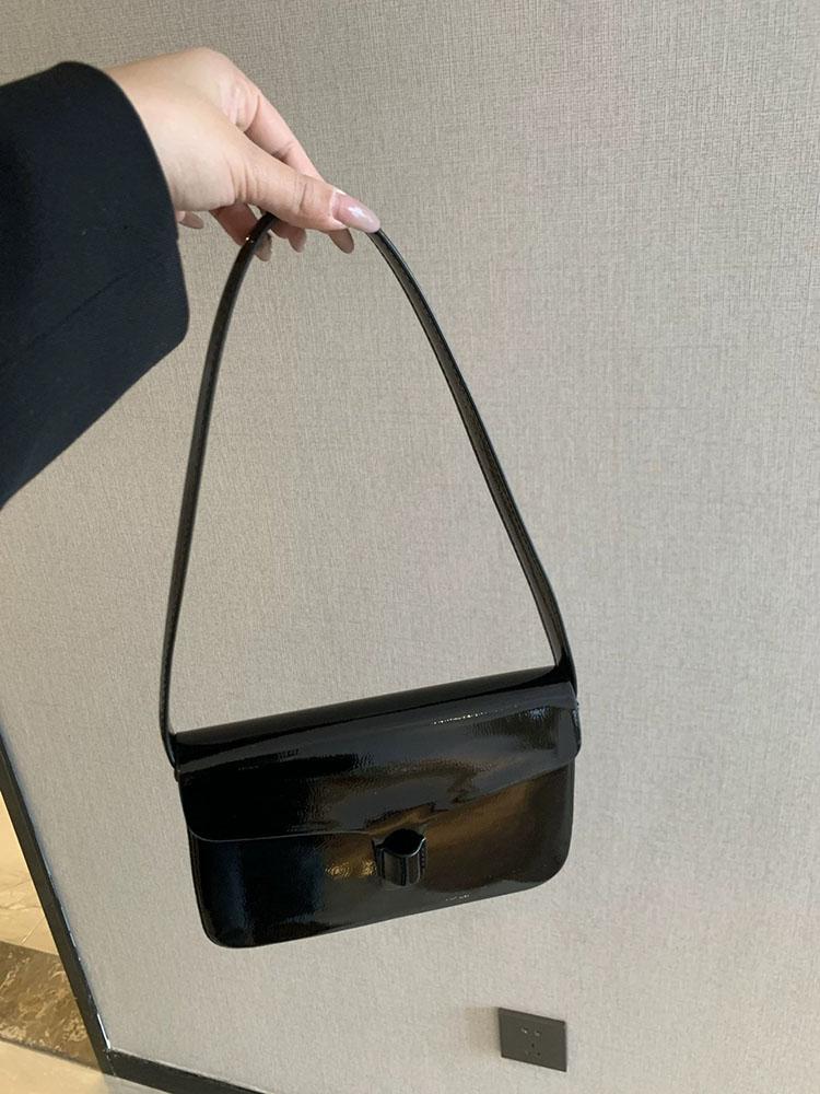 Red Patent Leather Square Bag for Women Retro Large Capacity Buckle Shoulder Bags Fashion Versatile Commuting Casual Handbags
