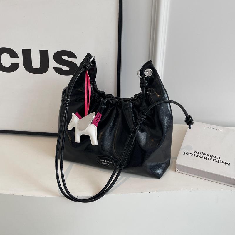 

Korean tote bag high-end sense large-capacity women s backpack 2024 new simple and versatile shoulder messenger bag 29*10*19