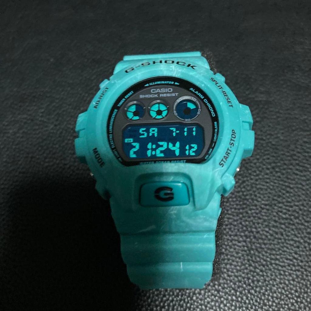 Used Very good condition DW-6900WS-2JF CASIO G-SHOCK Third Casio G-Shock dw-6900 Crazy Colors