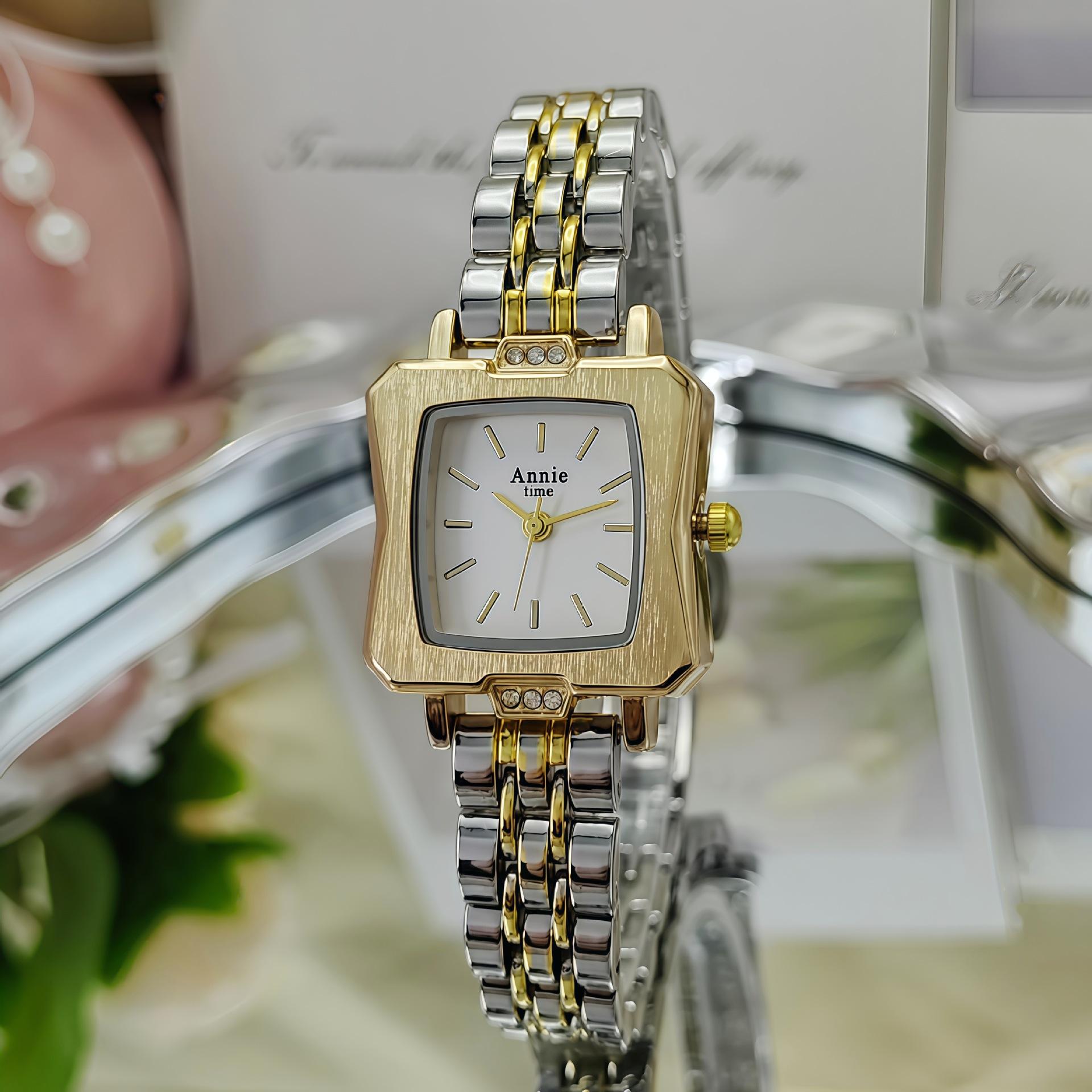 Women Wristwatch Student Simple Square Quartz Watch