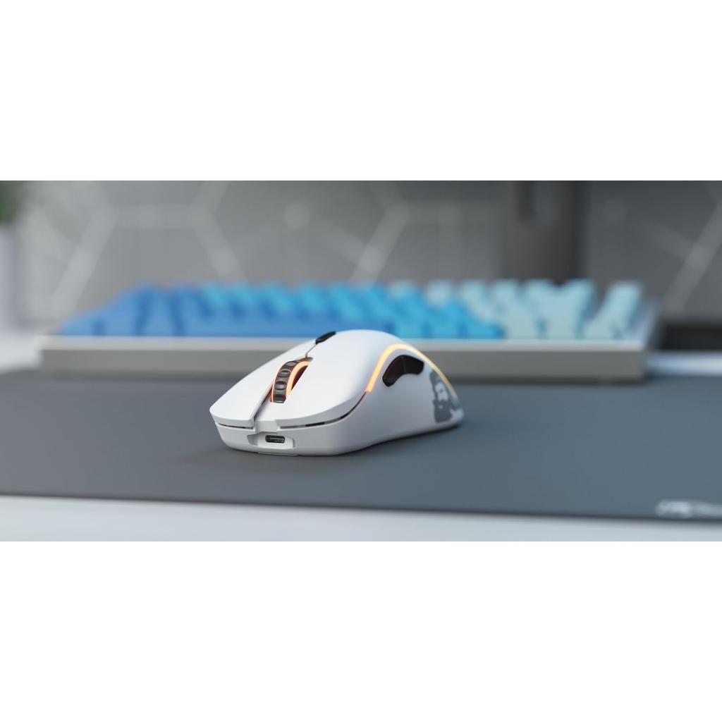Glorious Model D Minus Wireless - Matte White Honeycomb Design Small Lightweight Wireless Gaming Mouse GLO-MS-DMW-MW MS594