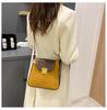 Korean version trendy fashion casual commuter women's shoulder bag European and American retro messenger bag color matching PU small square bag
