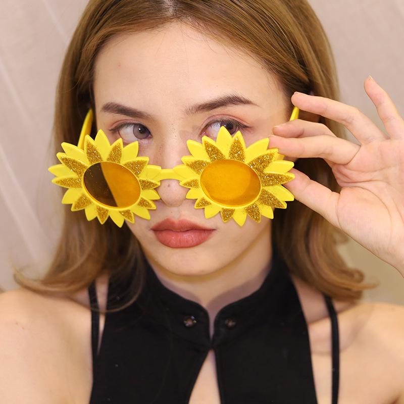 Personalisierte Cartoon-Sonnenbrillen für Abschluss- und Geburtstagsfeiern