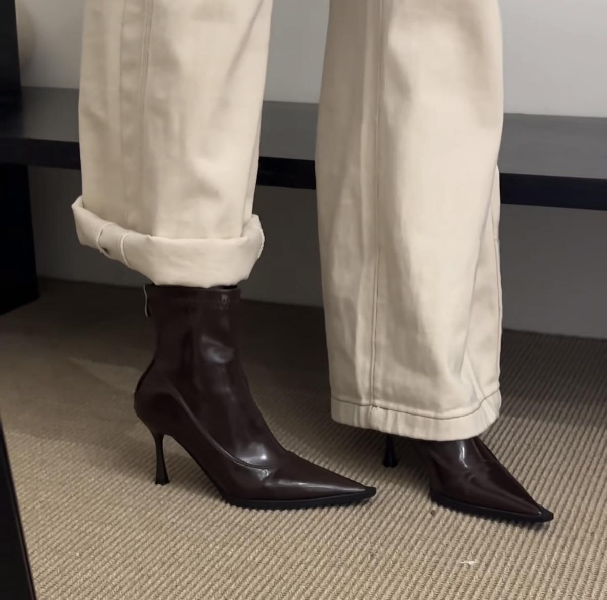 

Dongdaemun Boots Skinny Boots Thin Heel High Heel Short Boots Pointed Head Temperament Soft Leather Rear Zipper Short Boots 40 коричневий