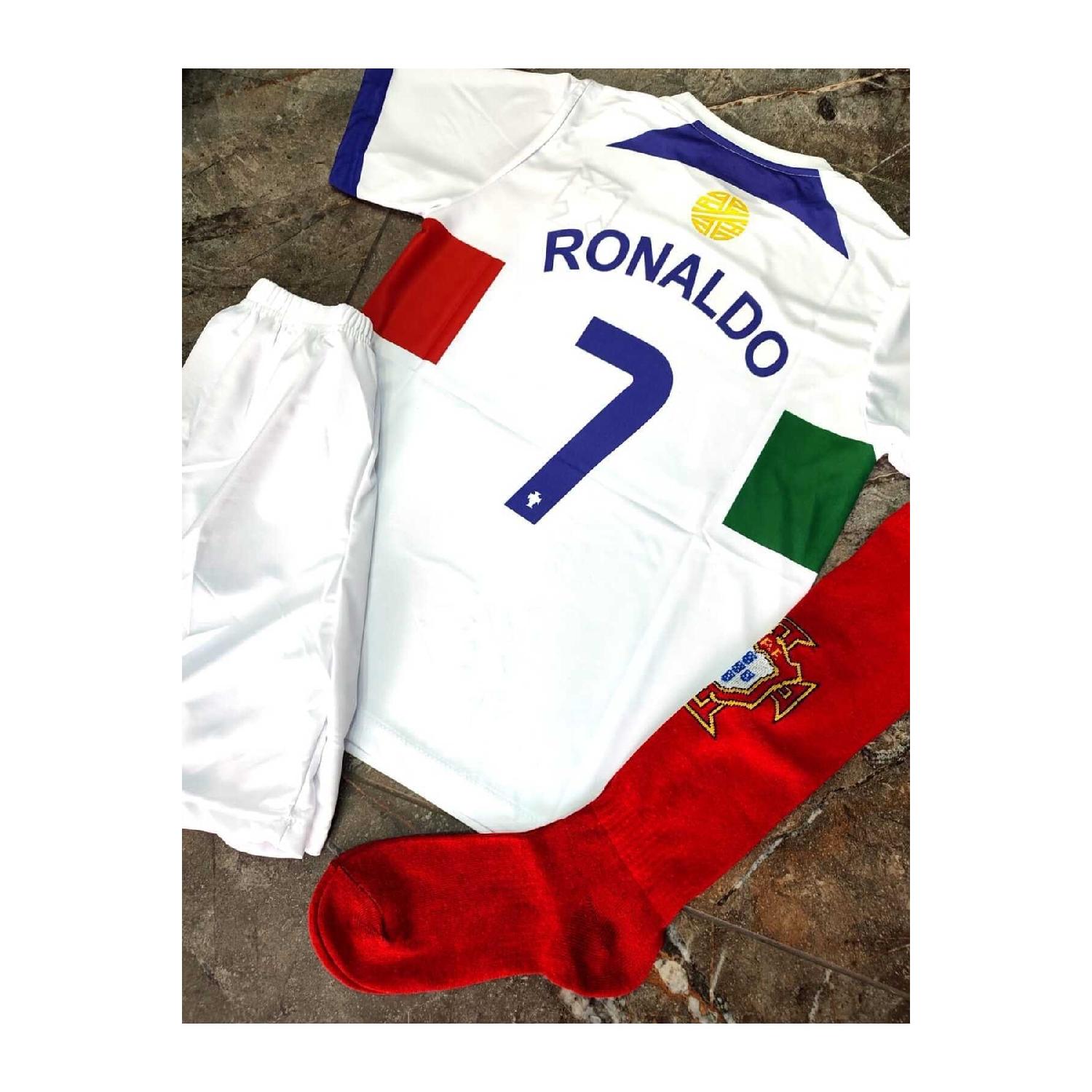 

Джерси сборной Португалии Роналду с носками в подарок