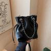 Fashion chain handbag small bag women's 2025 new simple bucket bag versatile shoulder messenger mobile phone bag