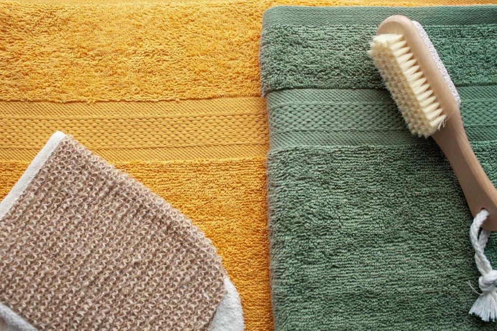 Leo Bathroom Towel 50x90 Green 100% Cotton 450g Soft