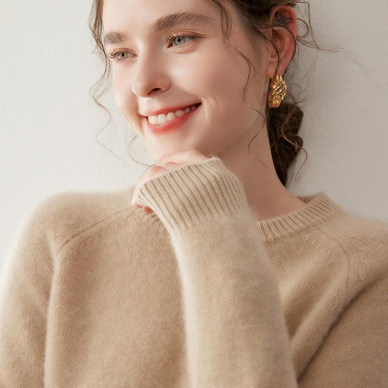 Women's Round Neck Cashmere Sweater - Thick, Soft, Versatile Pullover for Autumn & Winter