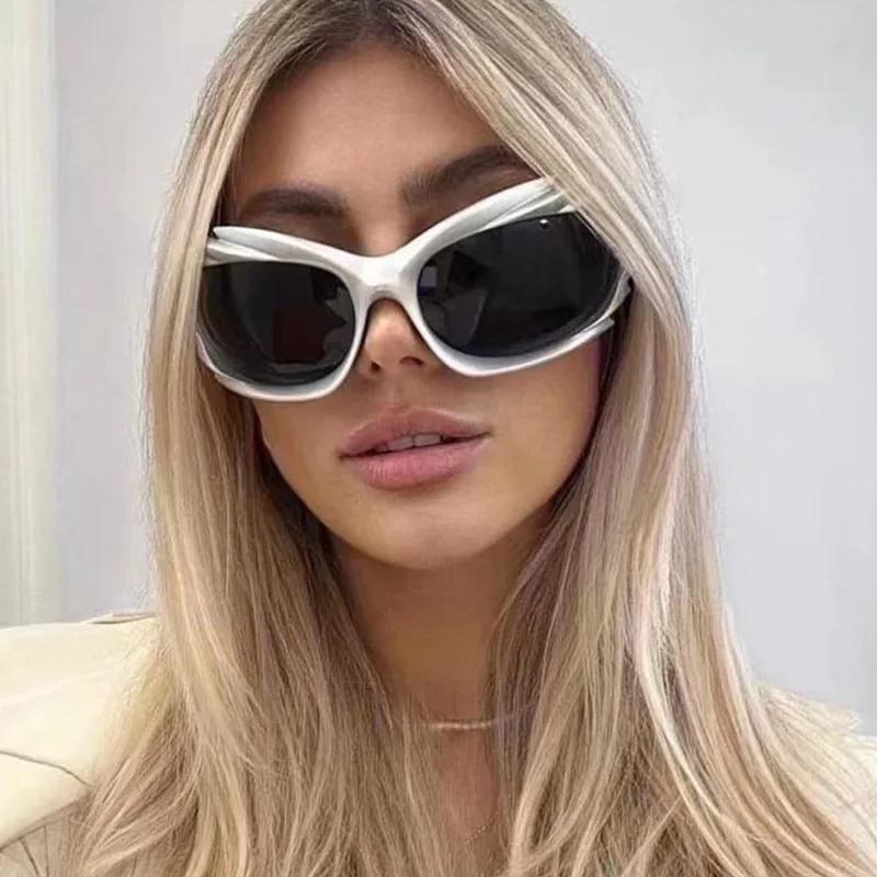 Women Sport Punk Sunglasses Men Luxury Brand Eyewear One Piece Sun Glasses for Male Silver Hip Hop Rimless Shades Lentes