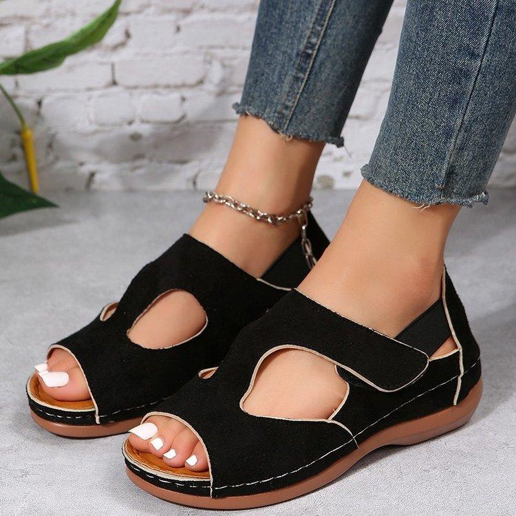 Summer and Autumn European and American Plus Size Versatile Fish Mouth Shoes Roman Sandals Flat Bottomed Low Heeled Women's Sandals Casual Shoes