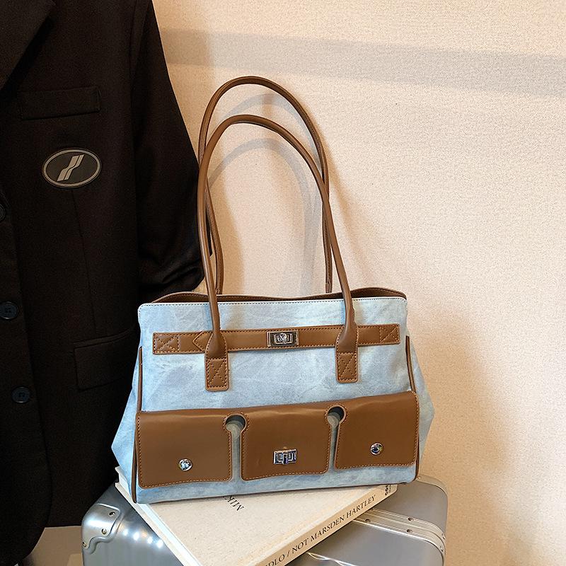 

Niche Fashion 2025 Early Autumn Versatile Large Capacity Texture Tote Bag