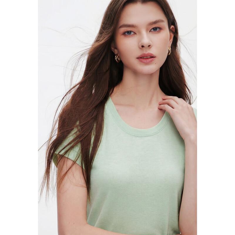 Navigare Women s Slim Fit Round Neck Short Sleeve T-Shirt M