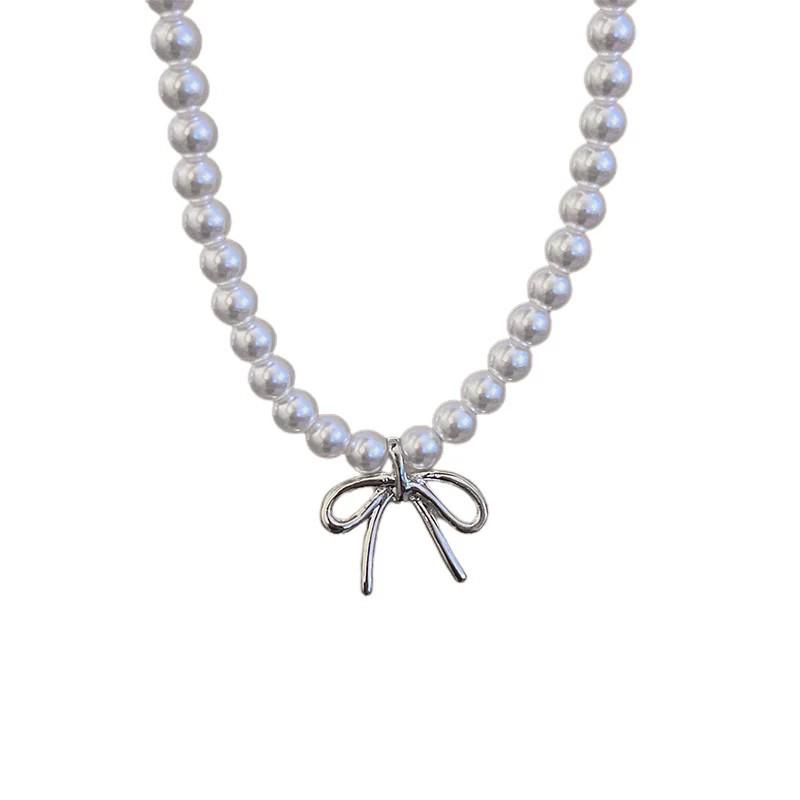 Elegant Ballet-Style Bow Pearl Necklace: Luxurious Clavicle Chain for Women