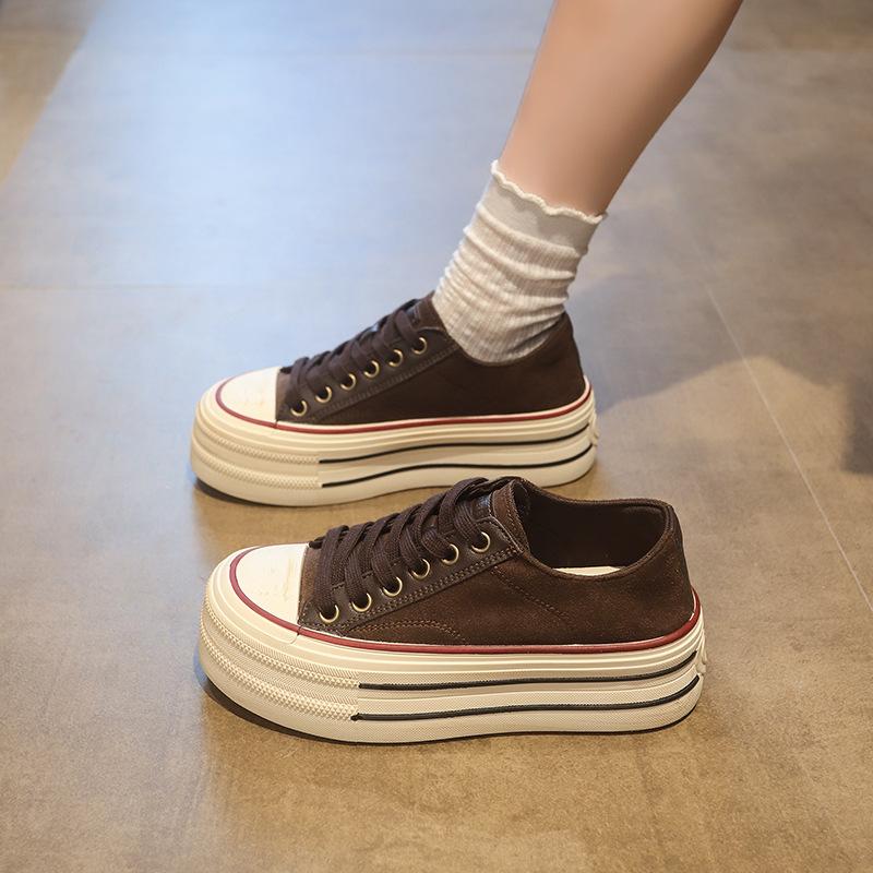 

Platform white shoes women s versatile height increase thin breathable summer and autumn 2025 new niche casual canvas shoes board shoes 40 коричневый