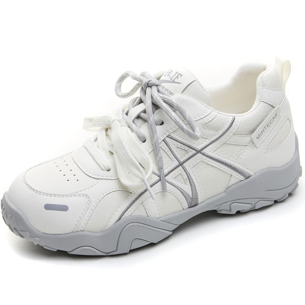 Early spring new embroidered moral training shoes women's thick-soled inner height-increasing casual shoes soft soles are not tired of standing for