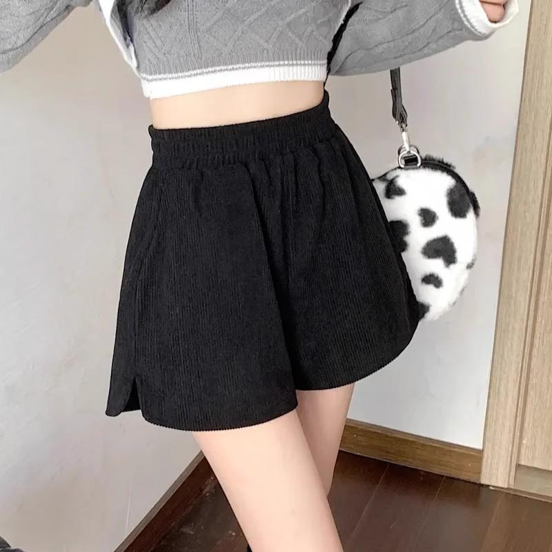 

2024 Autumn/Winter Plus Size Women s High Waist Corduroy Wide Leg Shorts - Slimming Elastic Waist Casual Black Booty Shorts XL (119-130 Jin)