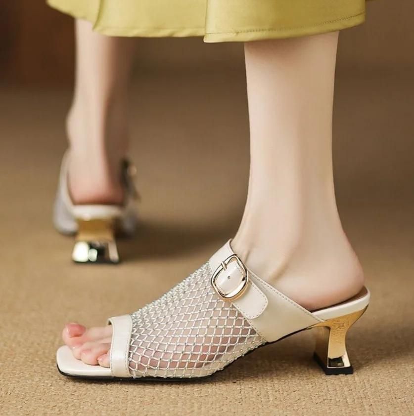 Fashion 2025 Summer Chanclas Mules Breathable Women Slippers Round Toe Strange Style Microfiber Lace Slippers Cover Toe Women Flip Flops