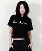 Deumakeu Rough Writing Text-Logo Crop T-Shirt Black