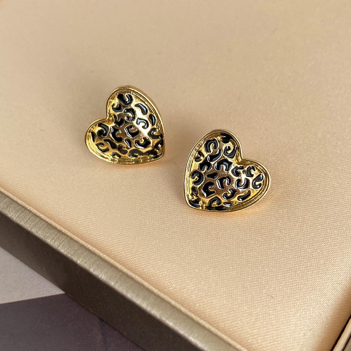 Silver Needle Leopard Print Heart Stud Earrings: Elegant and Trendy Accessory for Women