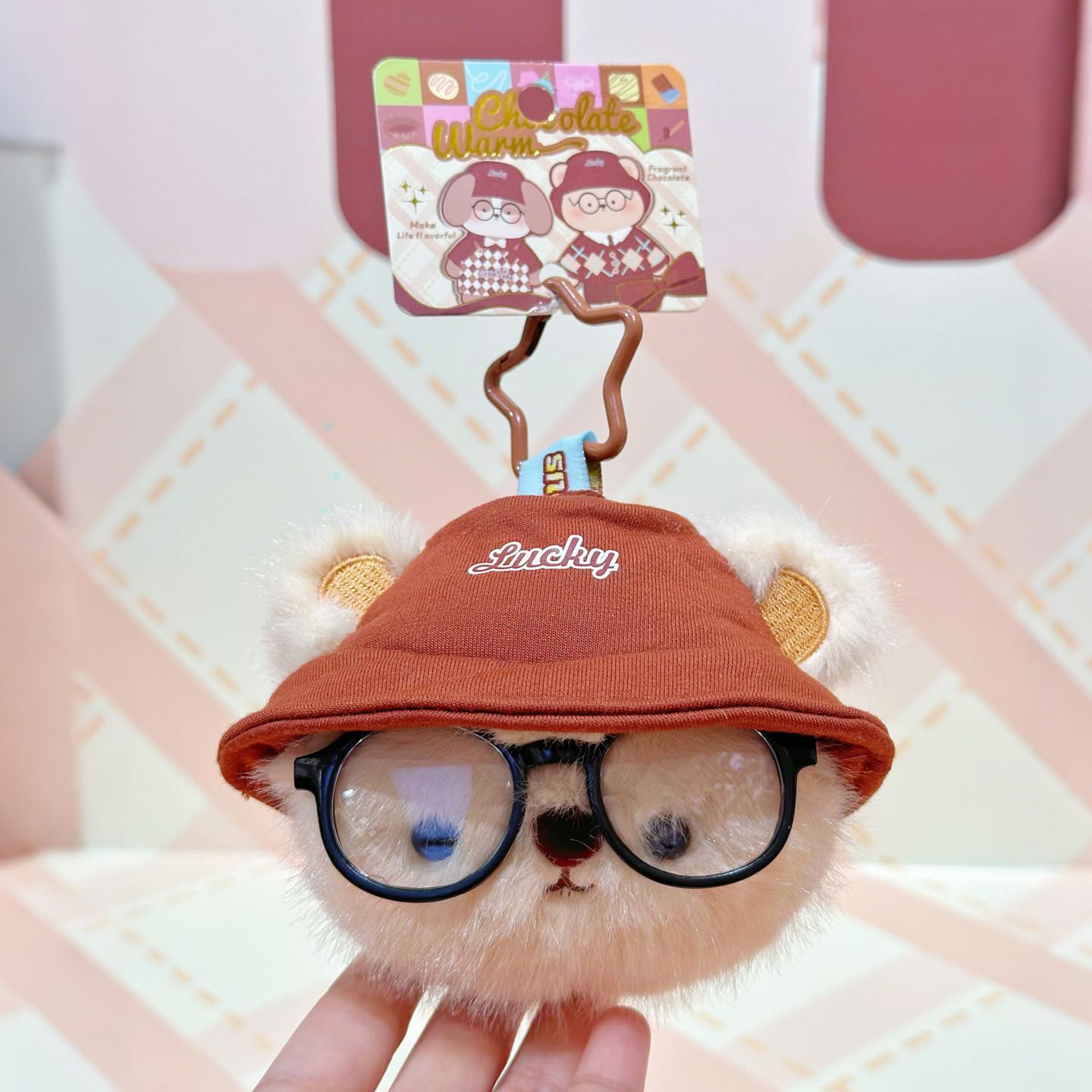 

Cool Puppy Plush Keychain, Dog Bag Charm with Lucky Cap & Glasses,Hipster Dog Keyring, Fuzzy Puppy Pendant with Star Clip & Retro Accessories nuannuan chocolate