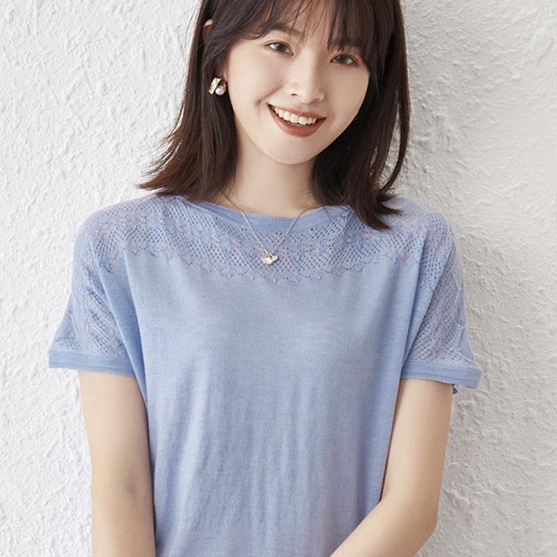 Ice Silk Hollow-Out Knit T-shirt for Moms - Lightweight, Loose-Fit Short-Sleeve Summer Top for Middle-Aged Women.