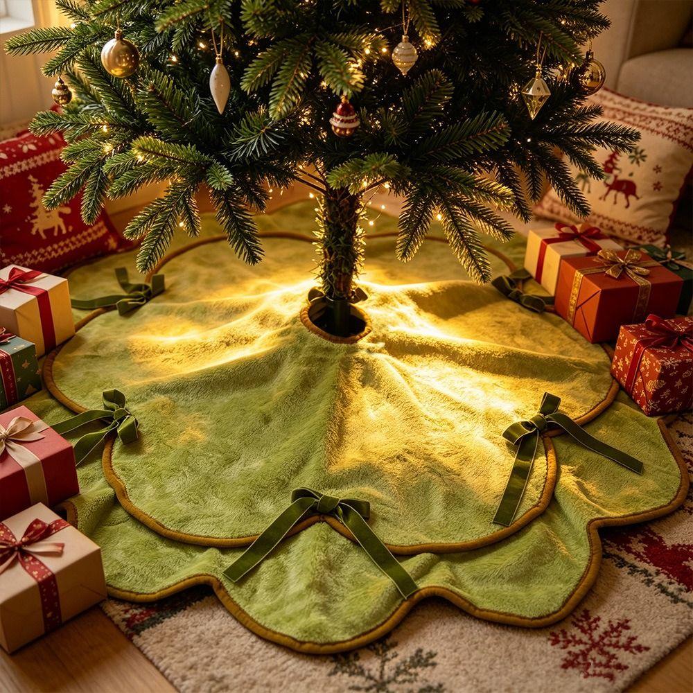 Plush Surface Christmas Tree Skirt Elegant Edge Furry Tree Skirt Festive Decoration