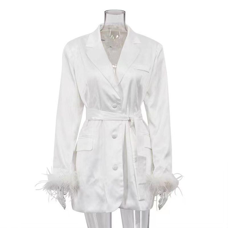 

Европейский и американский костюмный воротник, рукава-перья, платье на шнуровке, костюмный воротник, перьевая лоскутная вставка, платье White M