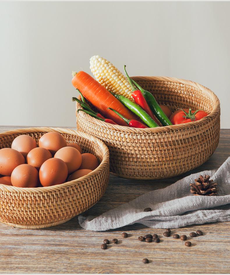 Handgeflochtener Mehrzweck-Aufbewahrungskorb aus Weide und Bambus: Ideal für Obst, Brot, Brötchen, Snacks & Picknicks.