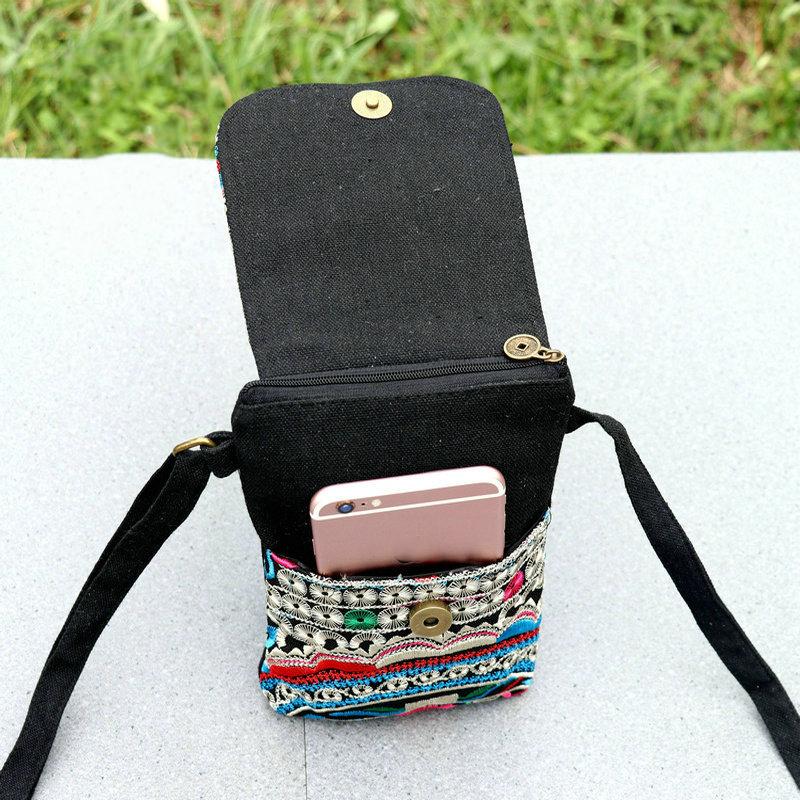 2025 New Ethnic Embroidered Canvas Crossbody Bag Embroidered Two-Layer Mobile Phone Bag Coin Purse