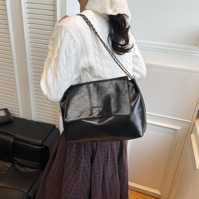 Casual Pu Large Tote Bag With Chain Handle For Streetwear And Daily Carrying