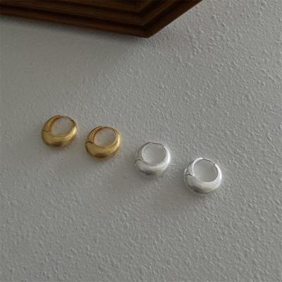 1PAIR Brushed Plain Ring Earrings Women's Niche High-end Sense Cold Wind Earrings Fashionable Versatile Autumn and Winter
