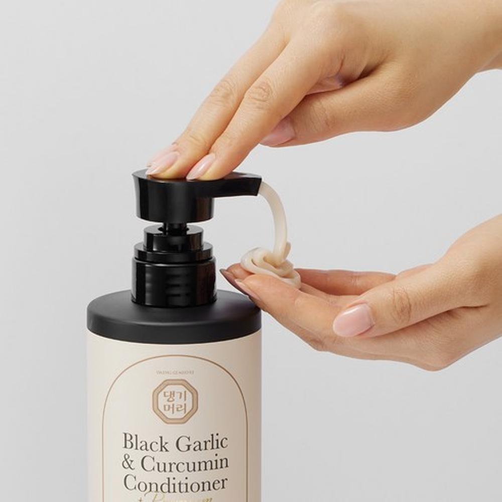 Daeng Gi Meo Ri Premium Black Garlic & Curcumin Conditioner 500ml - Hair Care Conditioner, Korean