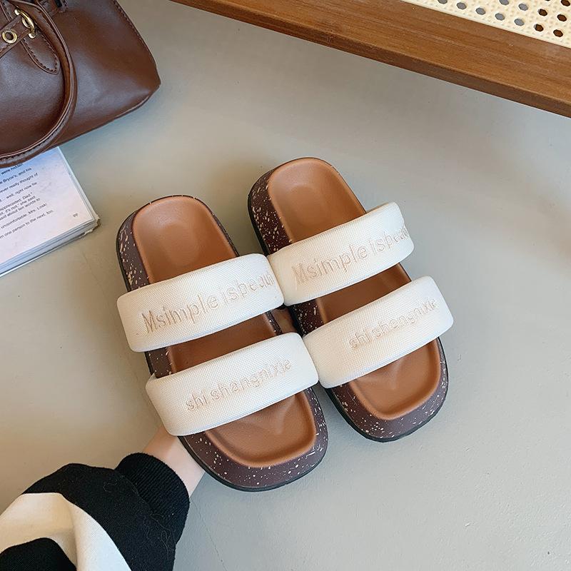 Slippers Female Ins Tide Internet Celebrity Explosion Fashion Wear Summer Muffin 2025 New Sandals High-end Platform Shoes