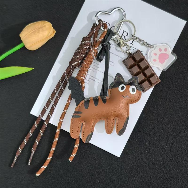 

Мультяшный шоколадный кот брелок Универсальный брелок с узлом из веревки Подвеска для сумки, рюкзака, подвесное украшение, держатель для ключей от машины коричневый