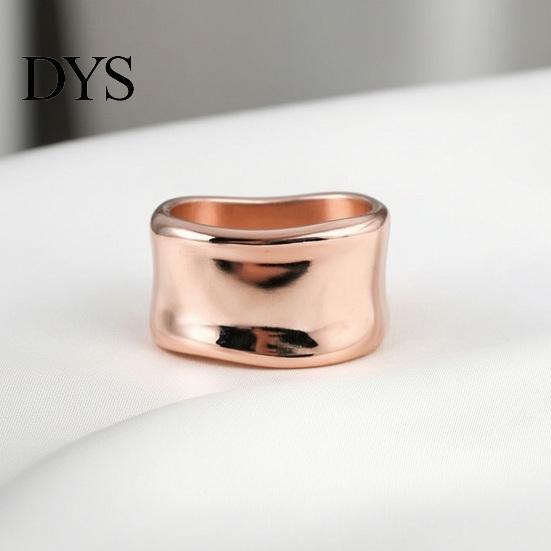 Irregular Curved Scarf Ring Oblate Ring, Geometric Simple Clip, Modern Women Jewelry Holder for Neckerchiefs Scarves Shirts High-end