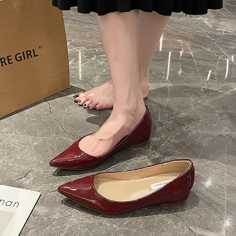 Finger Seam Temperament Shallow Mouth Women's Shoes Centimeter Pointed Inner Height Increase Single Shoes Women's Versatile Commuting Sexy Dew