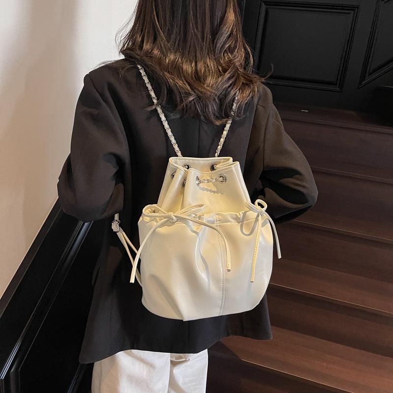 Korean version of Xiaoxiangfeng simple drawstring small women's backpack new travel sports backpack schoolbag women