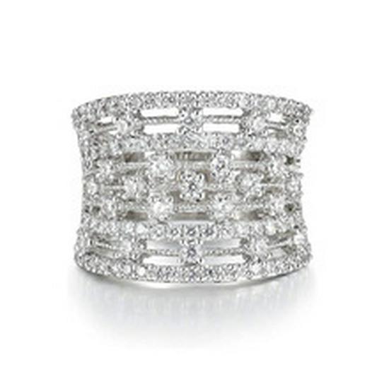 Luxuriöser europäischer & amerikanischer Zirkon Smaragd & Rubin Ring R5025 mit Diamant-Mikro-Inlays