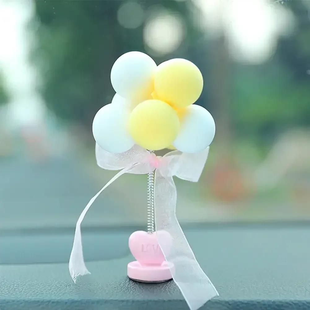 Creative Shaking Head Balloon Car Center Console Decorative Ornaments Cute Bobblehead Car Decorations Car Interior Accessories
