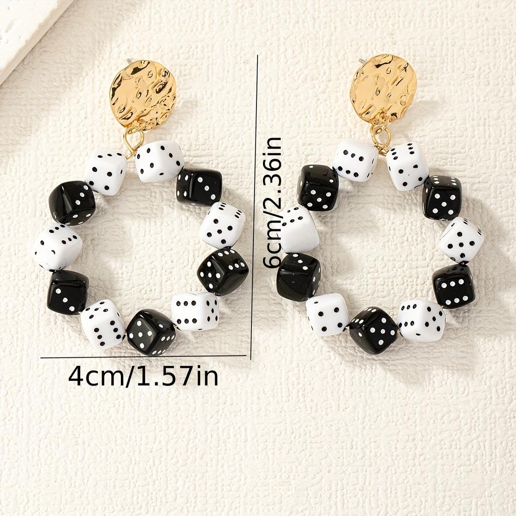 Módní náušnice pro ženy dámy