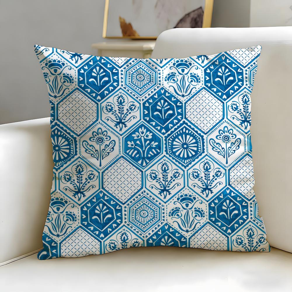 Moroccan Pattern Cushion Cover Soft & Easy-Wash Pillow Case – Versatile For Couch, Bed, Travel And Office