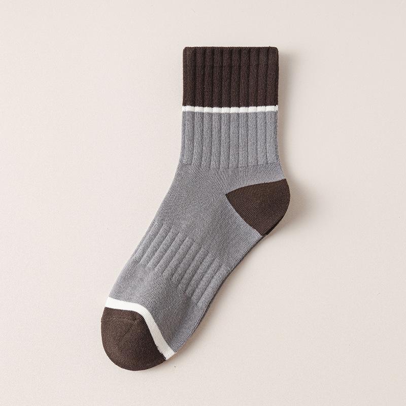 "Zhuji Men's Autumn/Winter Stripe Socks: Mid-Tube, High Elasticity, Non-Slip, Business Style."