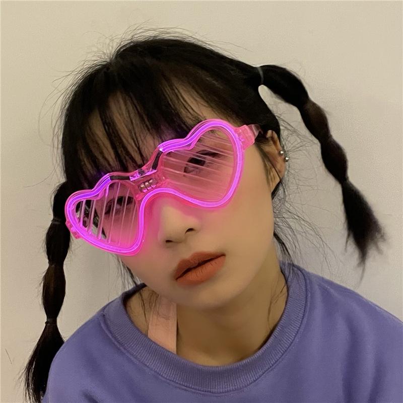 

1 шт., светящиеся в темноте очки для вечеринок, светодиодные очки с подсветкой, неоновые сувениры для вечеринок, солнцезащитные очки для детей и взрослых, декор для вечеринок розовый