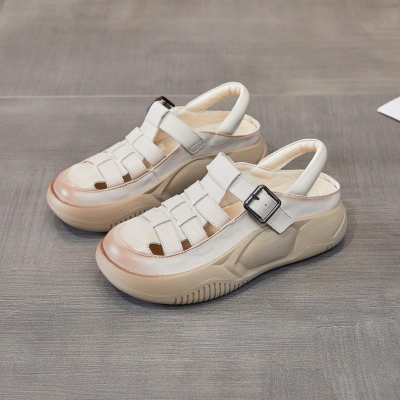 

Hollow bag head sandals women s summer new casual hole shoes leather retro woven breathable flat-bottomed soft single shoes 40