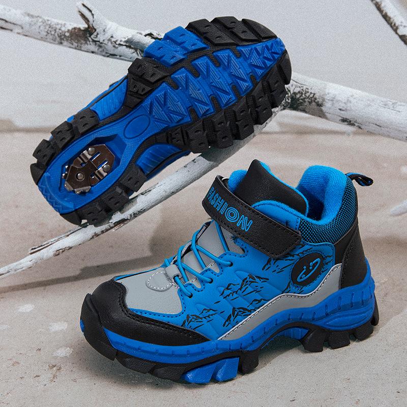 Boys' Fleece-Lined Snow Boots with Steel Claws for Older Children - Thick, Warm Cotton Shoes for Winter Outdoor Use